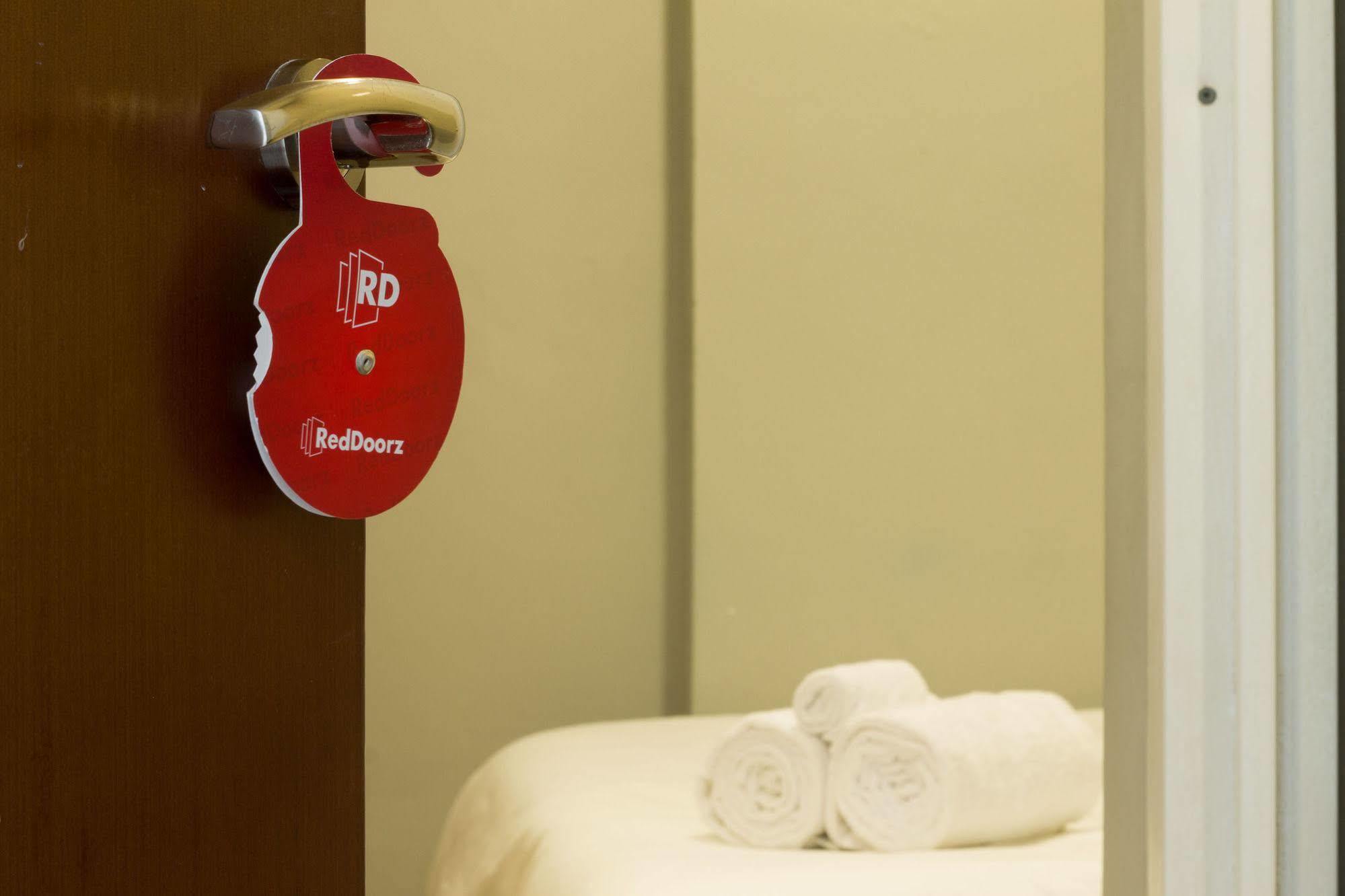 Reddoorz @ Pantai Cemara Sanur Hotel Exterior foto